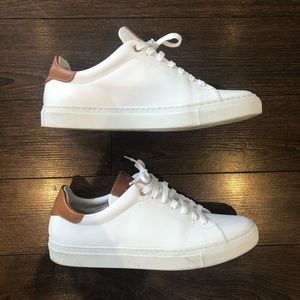 Good man brand legend low top sneaker sz 8 1/2